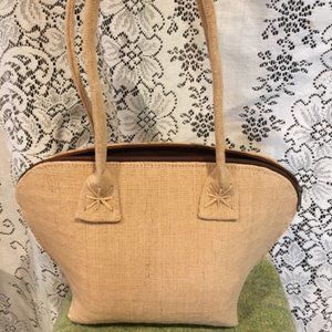 Elegant Tan Shoulder Bag